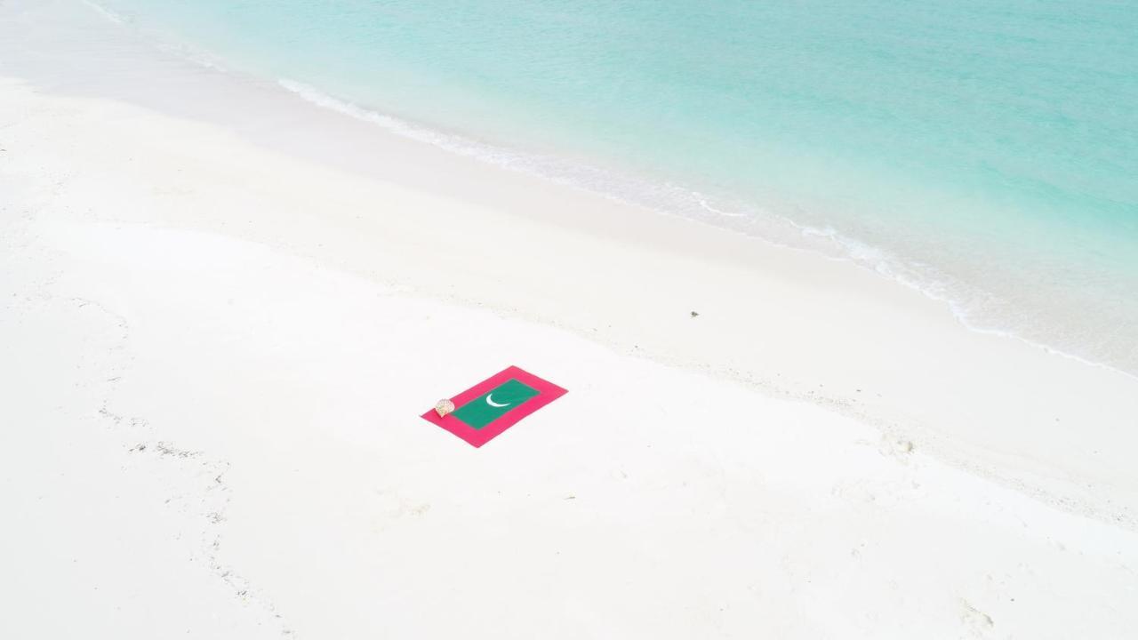 Rasdhoo Wave Blue Bed & Breakfast Exterior photo