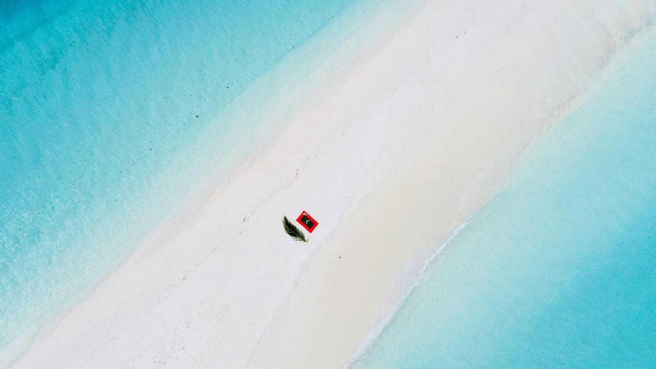 Rasdhoo Wave Blue Bed & Breakfast Exterior photo